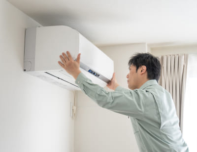 窓用エアコン撤去